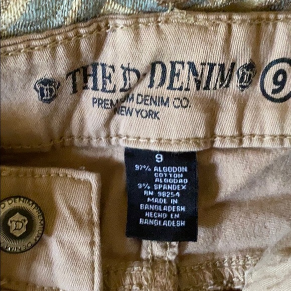 Khaki pants - Picture 3 of 8